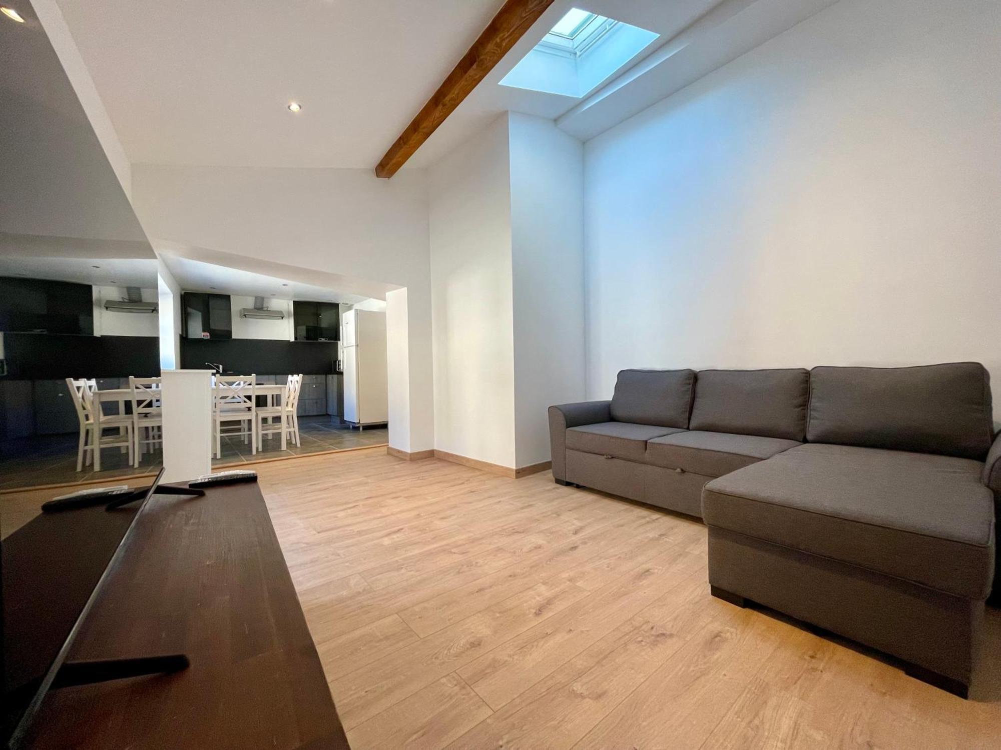 Duplex De Bezons - Parking - Entre Centre-Ville Et Cite Medievale قرقشونه المظهر الخارجي الصورة